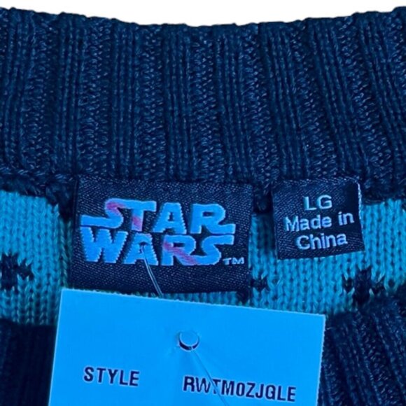 STAR WARS Men's Mandalorian Baby Yoda Santa Knit Ugly Christmas Sweater Large - Picture 5 of 16